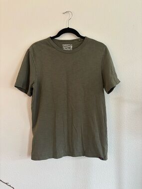 Faherty Sunwashed T-shirt 100% organic cotton size small